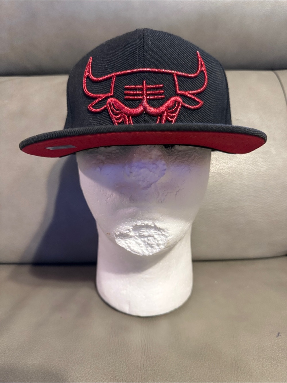 Chicago Bulls Mitchell & Ness Black and White Interior Label Cap